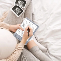 حقيبة حمل مخصصة من اللباد الرمادي بألوان قوس قزح للأم الحامل