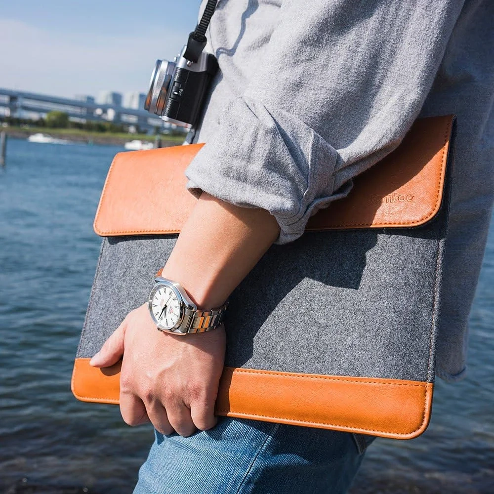 Custom stylish grey soft felt PU leather business men women laptop bag sleeve with magnet closure for computer protection