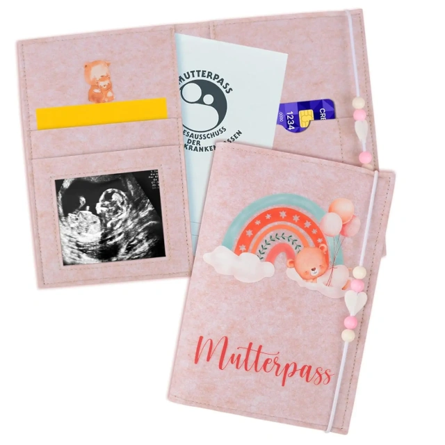 حقيبة Mutterpass المصنوعة من اللباد بألوان قوس قزح مطبوعة حسب الطلب مع حبات على شكل قلب من الخيوط المرنة