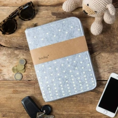 Capa de feltro com logotipo personalizado Progift Mutterpasshülle Schutzhülle