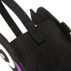 Cubo de dulces de Halloween de fieltro con forma de fantasma para pedir dulces o trucos para niños 2025