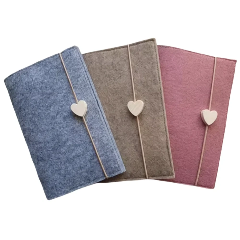 Premium Cheap Blank Felt Maternity Log Mutterpass Cover Bag with Elastic String Wooden Heart for Custom Sublimation Printing