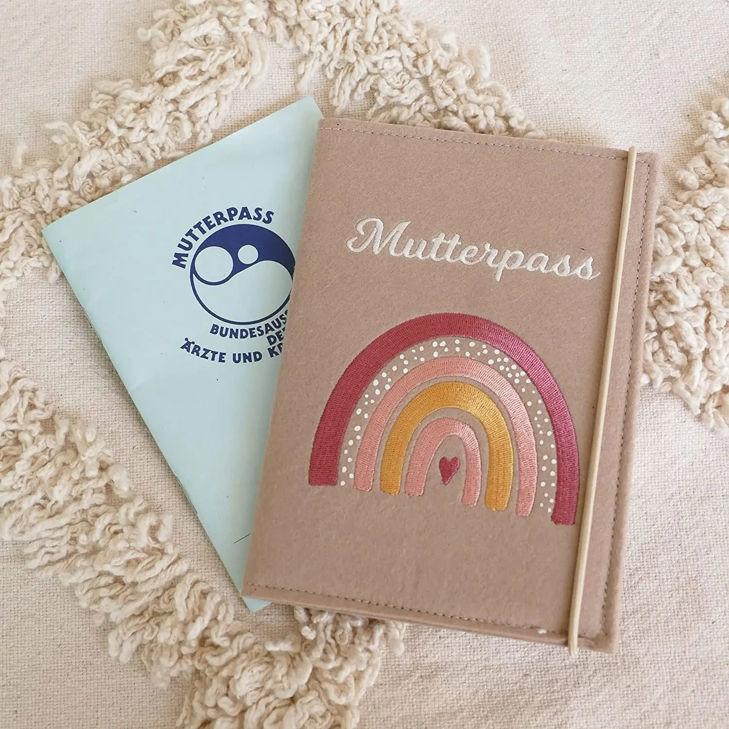 Custom Logo Beige Rainbow Felt Mutterpass Cover with String