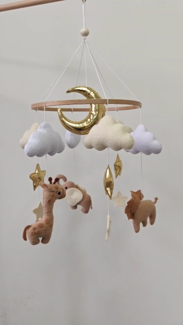Safari Lion Elephant Giraffe Nursery Felt Crib Baby Mobile