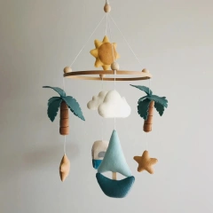 سرير أطفال متنقل مصنوع من خشب الزان وشجرة النخيل والشمس والنجوم