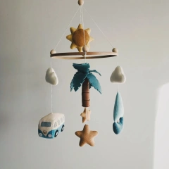 سرير أطفال متنقل مصنوع من خشب الزان وشجرة النخيل والشمس والنجوم