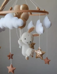 Móvil de fieltro para cuna de bebé con forma de conejito, nube y estrella de calidad