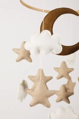 حشو رخيص على شكل قمر وسحابة ونجمة وسرير أطفال متحرك مصنوع من اللباد