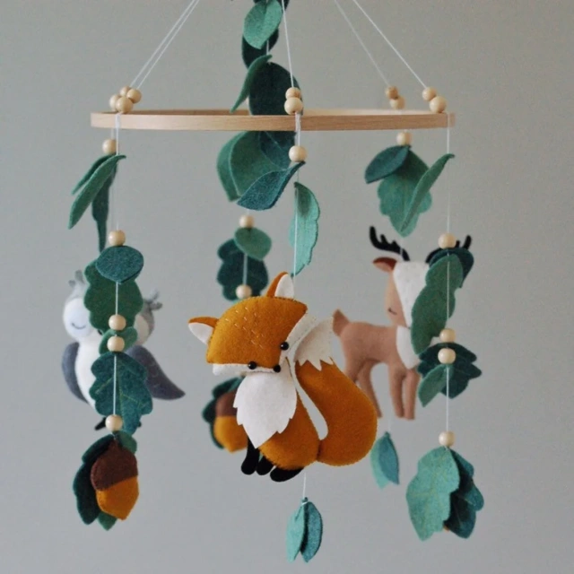 Mobile en feutre pour berceau de bébé Motif renard, hibou, cerf, noisette, jungle
