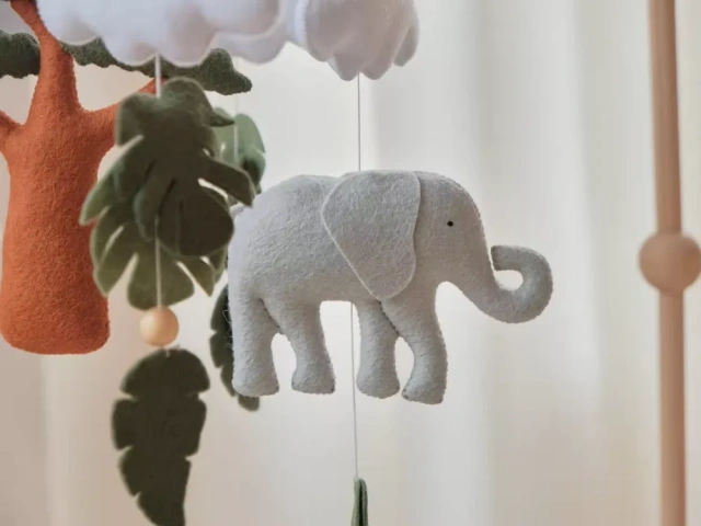 Safari Forest Animals Tree Nursery Felt Crib Baby Mobile