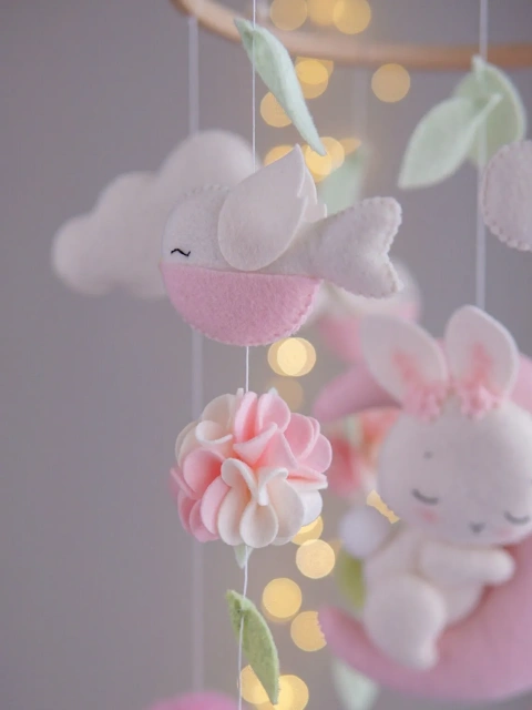 سرير أطفال على شكل أرنب على شكل طائر من Progift Space مصنوع من اللباد