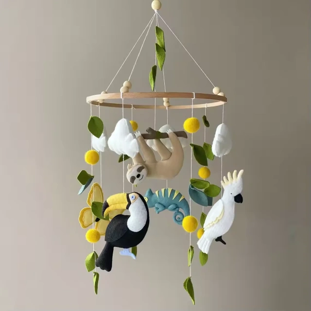 Toucan Vẹt Bướm Nhà Trẻ Thằn Lằn Lười Nỉ Di Động Cho Bé