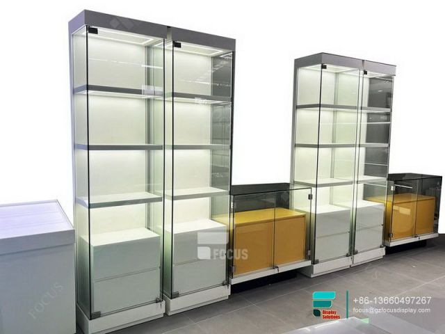 Dispensary Display Glass Shelves Display Retail Store