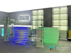 Dispensary Display Glass Shelves Display Retail Store