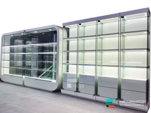 Dispensary Display Glass Shelves Display Retail Store