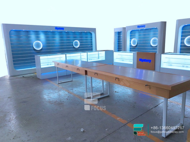 Cigarettes Shelf Glass Showcase Retail Shop Display Racks