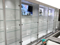 Custom Mall Kiosk Glass Display Showcase For Smoke Shop