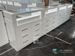 Custom Mall Kiosk Glass Display Showcase For Smoke Shop