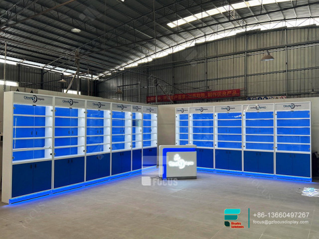 Show Case Smoke Shop Retail Display Stand Glass Retail Counter