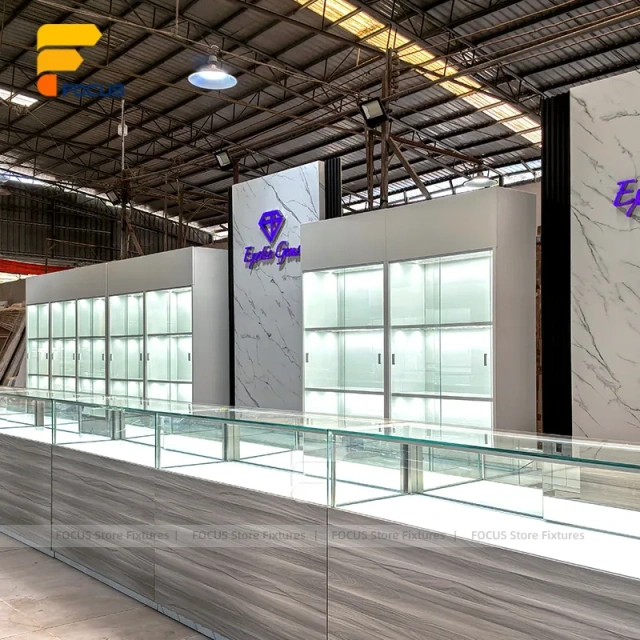 Custom Full Glass Railing Showcase Display System