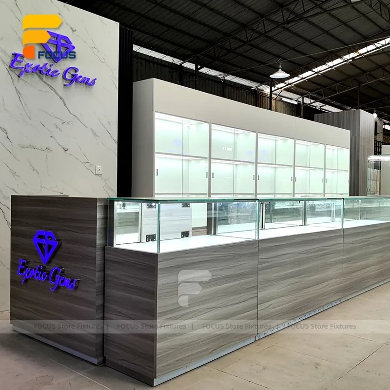 Custom Full Glass Railing Showcase Display System