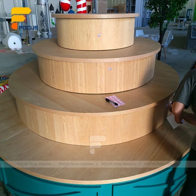 Custom Round Tiered Cake Display Stand