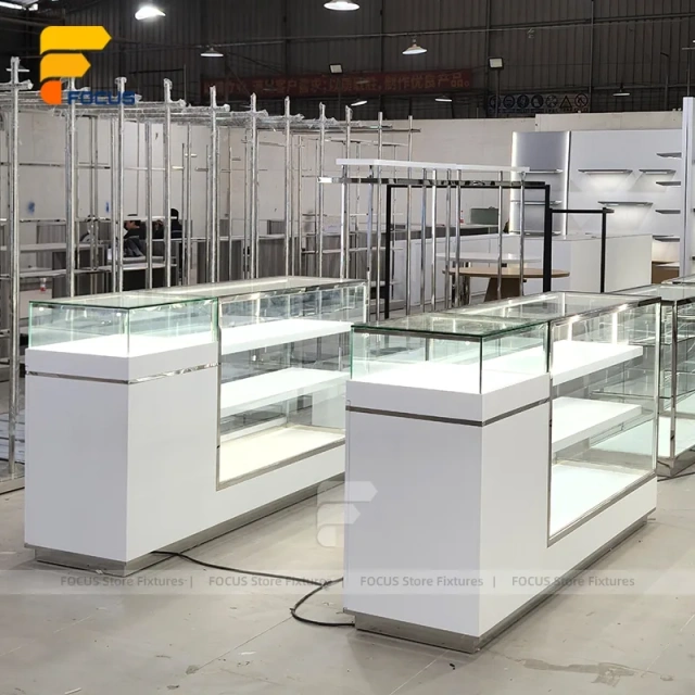 Custom White Minimalist Glass Showcase Counter