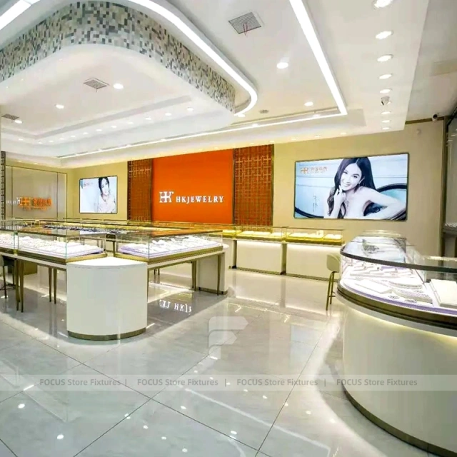 Elegant Cream Jewelry Boutique Island Showcase Set