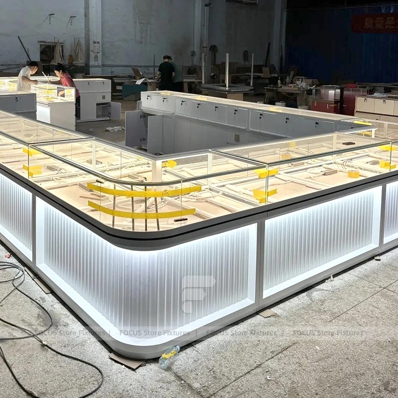 Luxury Cream Jewelry Fluted Reception Desk