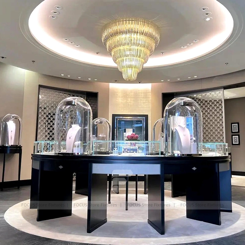 Luxury Cream Jewelry Tower Display Set