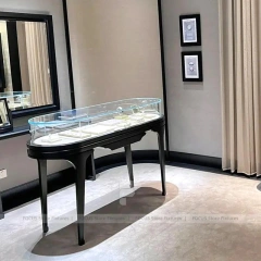 Luxury Cream Jewelry Tower Display Set
