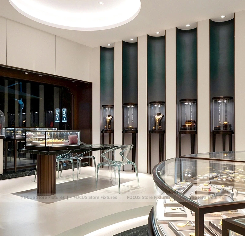 Refined Cream Jewelry Tower Showcase Set