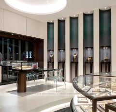 Refined Cream Jewelry Tower Showcase Set