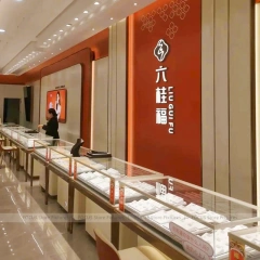 Refined White Jewelry Display Showcase Set