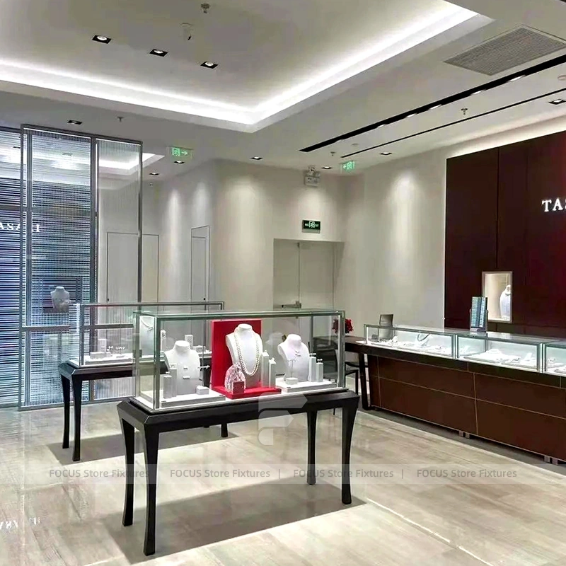 Sophisticated White Jewelry Showcase Counter Set