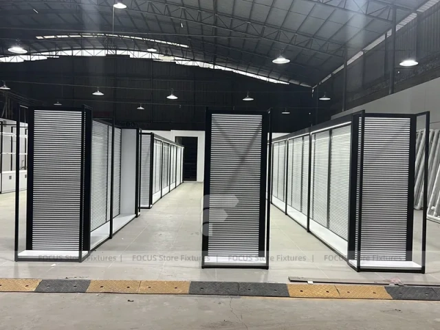 Black Framed Slatwall Display Portals for Beauty Retail for Wig Shop