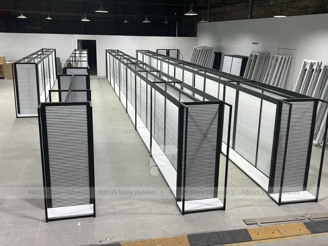 Black Framed Slatwall Display Portals for Beauty Retail for Wig Shop