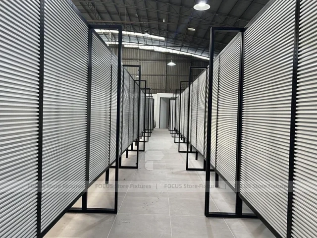 Black Framed Slatwall Hallway Display System for Wig Store