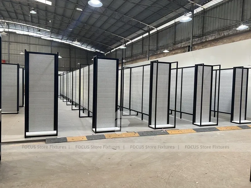 Black Framed Slatwall Hallway Display System for Wig Store