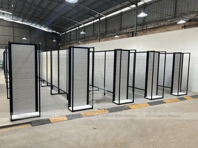 Black Framed Slatwall Hallway Display System for Wig Store