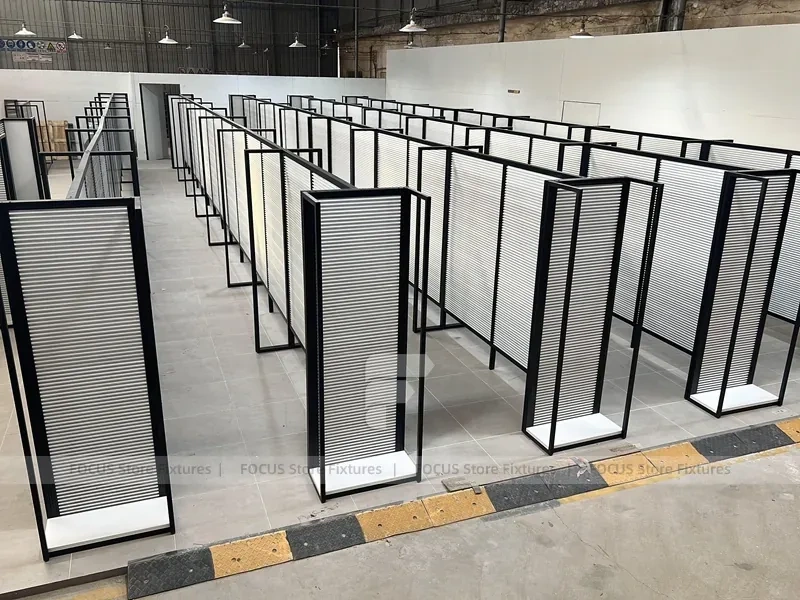 Black Framed Slatwall Hallway Display System for Wig Store