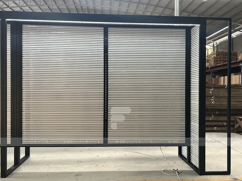 Black Framed Slatwall Portal Merchandising Bay for Wig Store