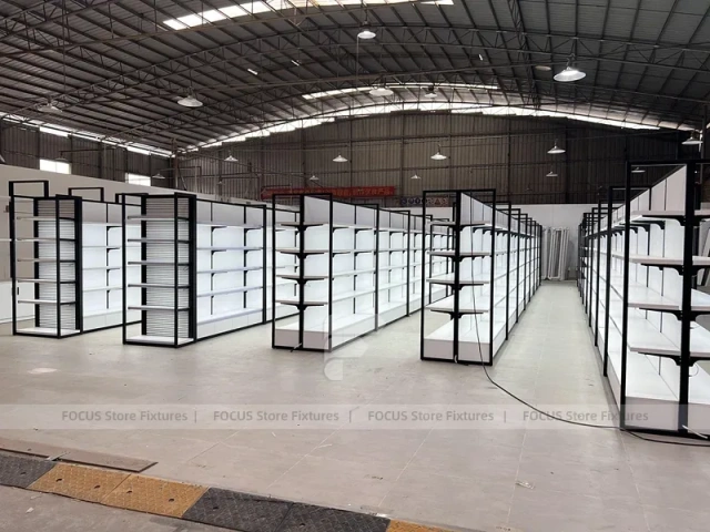 Wide White Gondola Supermarket Layout with Black Trim for Beauty Store