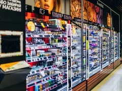 Black Beauty Bar Wall Shelving with Illuminated Center Bays for Wig Shop