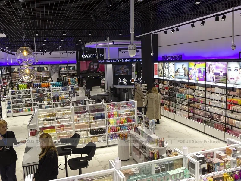 Black Ceiling Cosmetics Kiosk with Glass Display Counters for Wig Shop