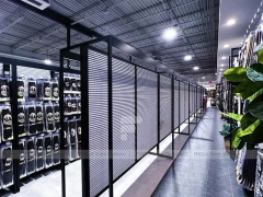 Black Framed Slatwall Corridor for Packaged Hair Display for Wig Store