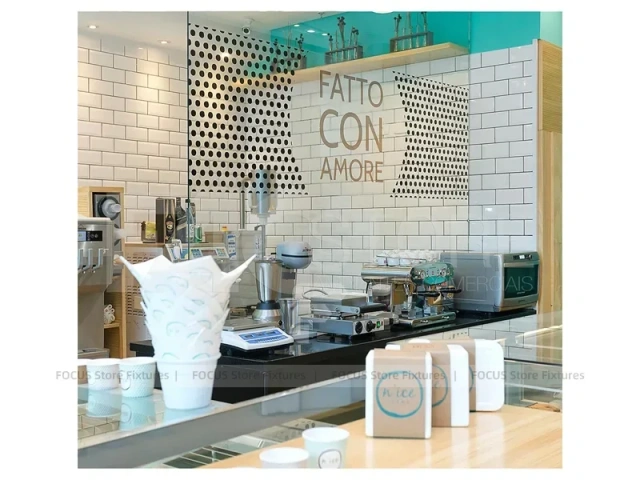 Gelato Juice Beverage Counter