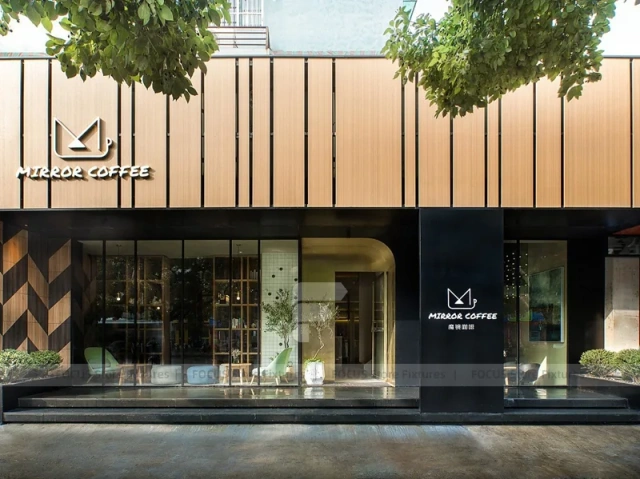 Curved Glass Beverage Cafe Exterior Facade