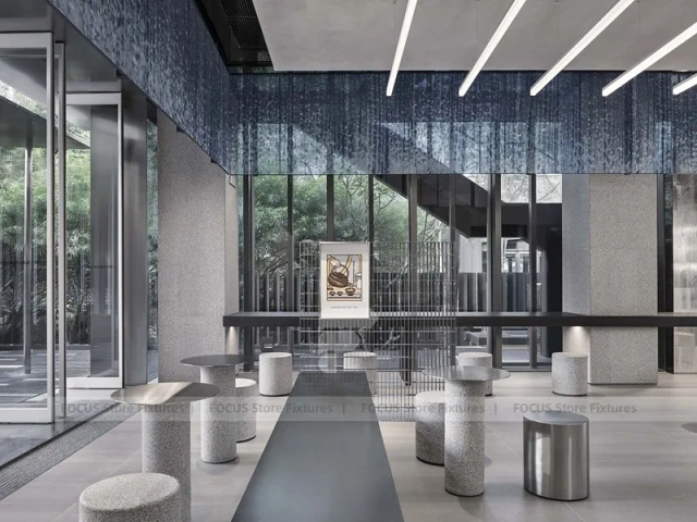 Dark Heytea Lab Exterior Storefront