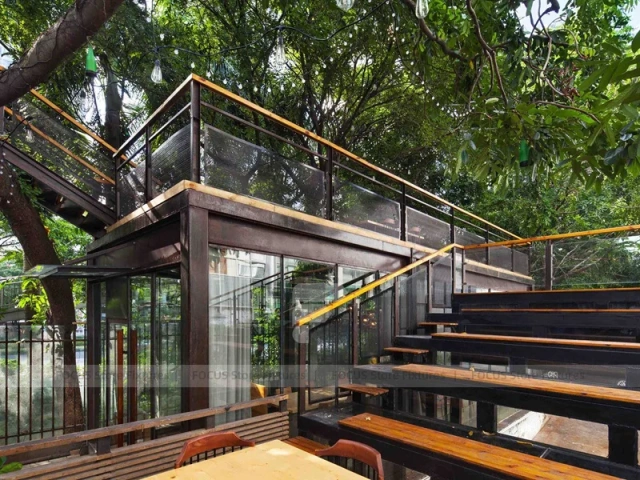 Outdoor Garden Beverage Cafe Patio Seating